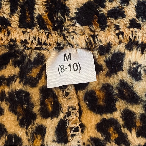 Plush Leopard Print Long Sleeve Pajama Set - Picture 8 of 9